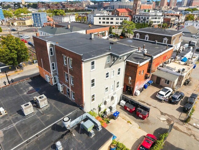 Foto del edificio - 226 Atwells Ave