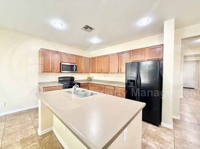 Building Photo - 2474 E Dulcinea Trail