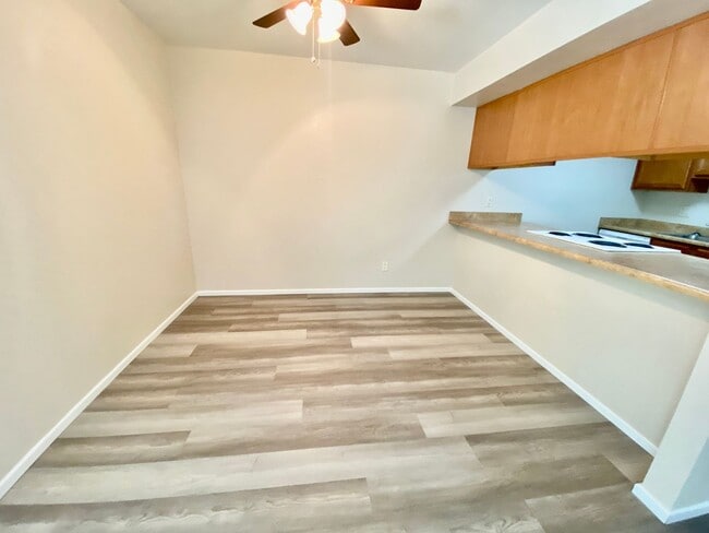 Building Photo - Spacious Tempe Condo 2 Bedroom 2 Full Bath