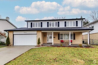 Building Photo - 1805 W Willow Ln