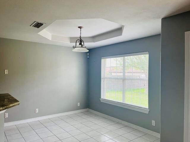 Building Photo - 3816 Winrock Dr