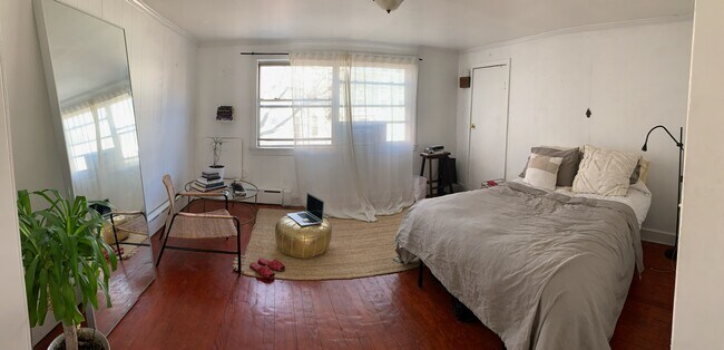 Large great room - 184 19th St