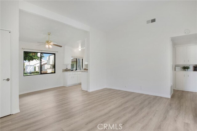 Foto del edificio - 430 Shady Ct