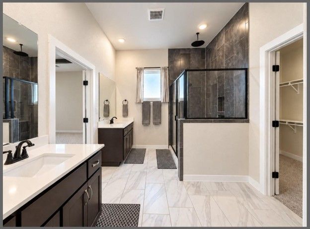Foto del edificio - 3735 Canby Oak Blf