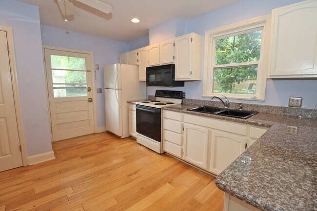 Foto del edificio - 2716 Heyward St