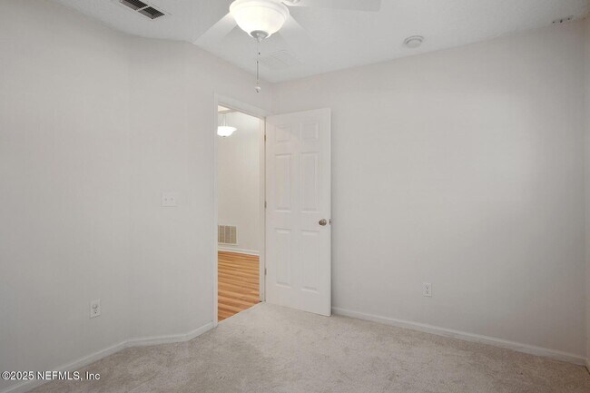 Foto del edificio - 1200 Woodchurch Ln