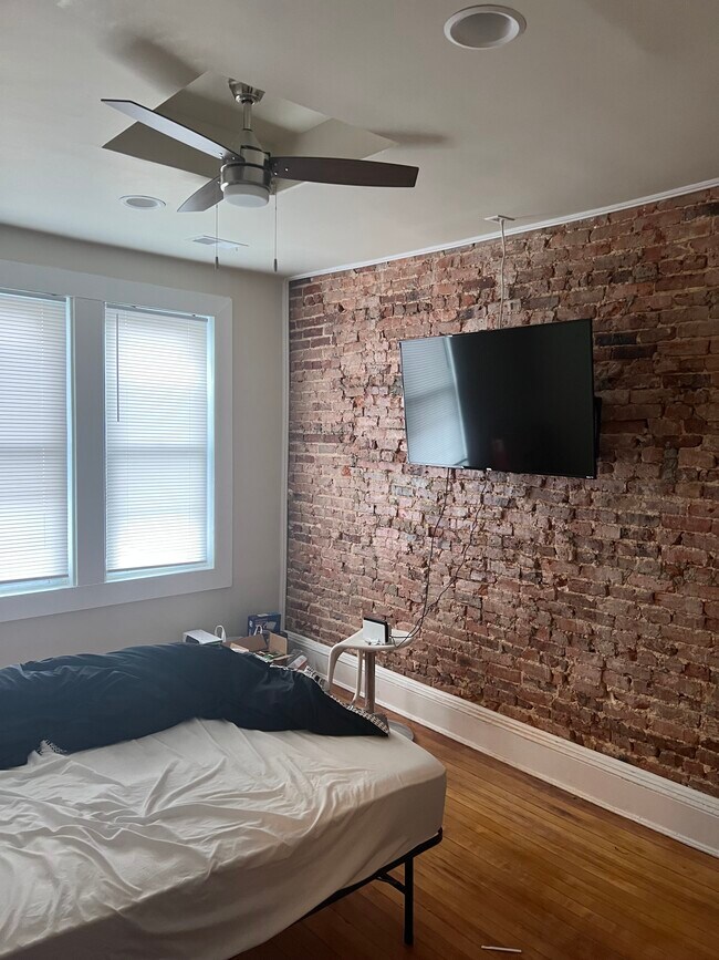 Foto del edificio - 812 E 35th St