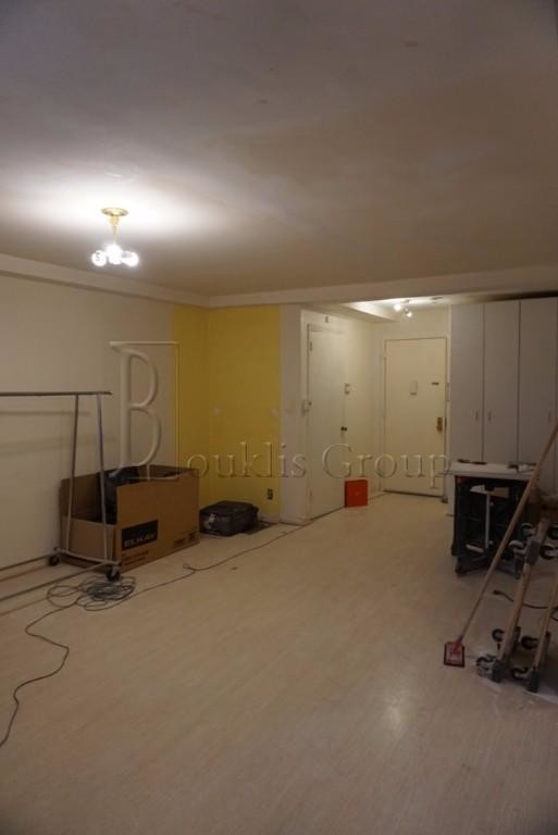 Foto del edificio - 6902 Ditmars Blvd