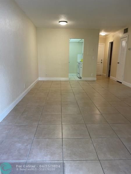 Foto principal - 770 SE 2nd Ave