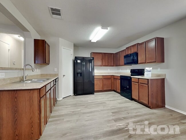 Building Photo - 16247 Kentucky Ridge