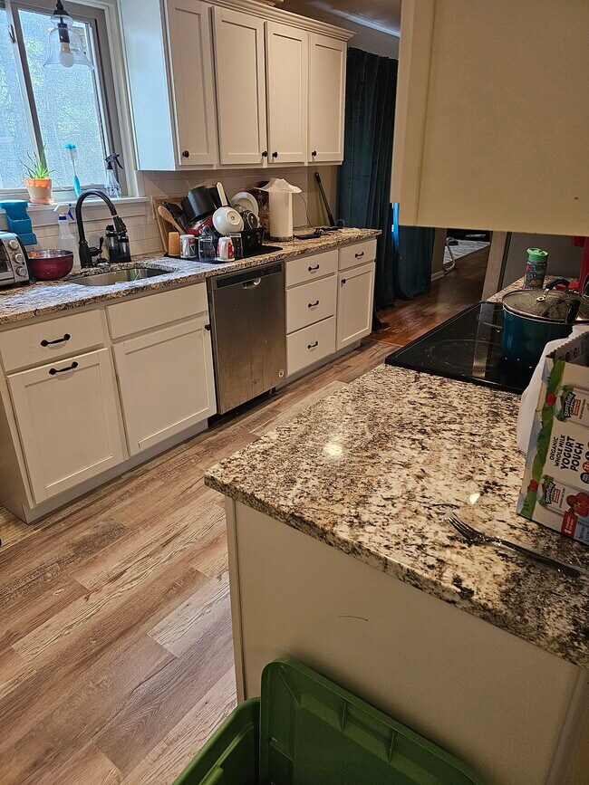 Building Photo - 112 Fiddler Green Rd