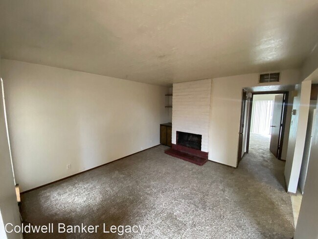 Building Photo - 1 br, 1 bath House - 10145 Madeline Dr NW