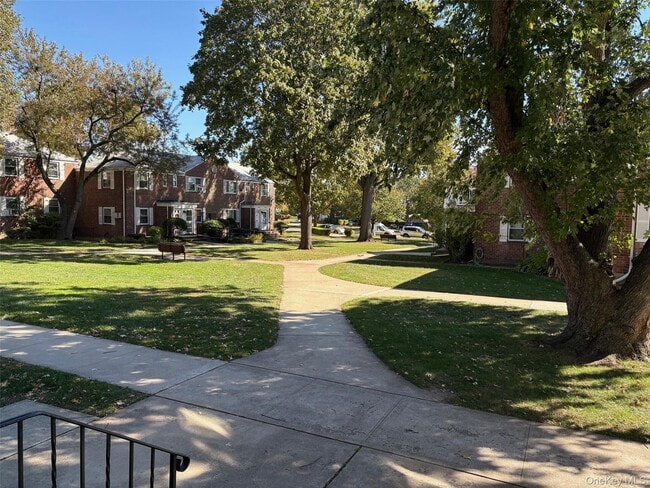 Building Photo - 260-27 Langston Ave