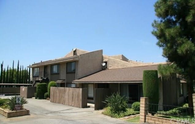 Foto del edificio - 5335 N Barranca Ave