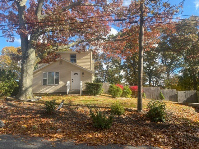 Primary Photo - 21 Patchogue Dr