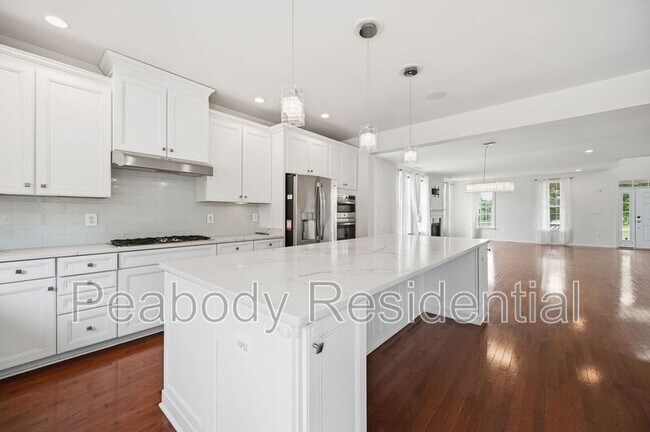 Building Photo - 24267 Purple Finch Dr