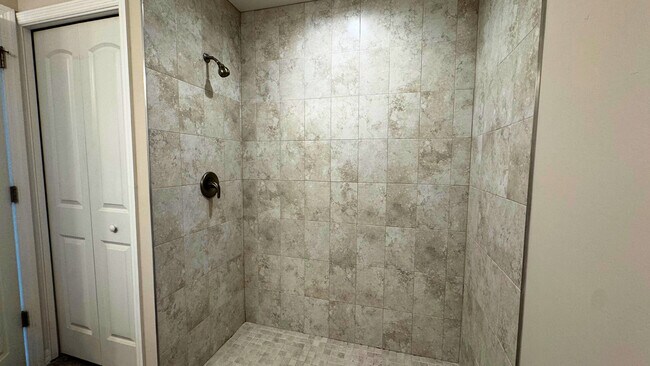Foto del edificio - 2322 NW 30th Terrace