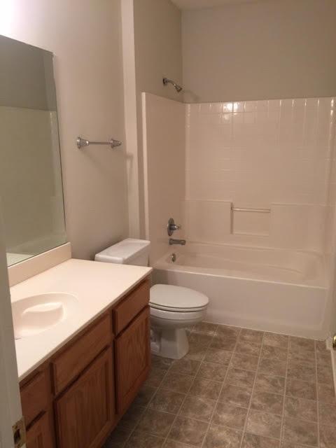 Building Photo - 511 Spartan Dr #6201