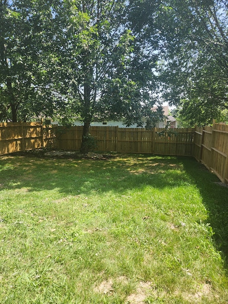 Spacious back yard - 4304 E Santa Anna Dr
