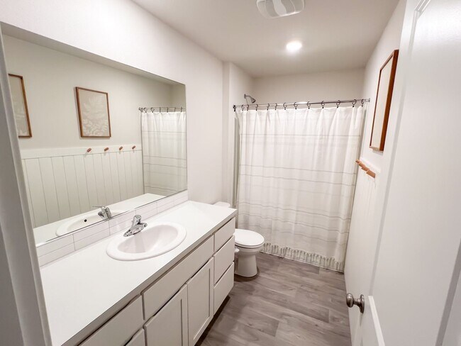 Foto del edificio - 4 Bedroom House in Springfield