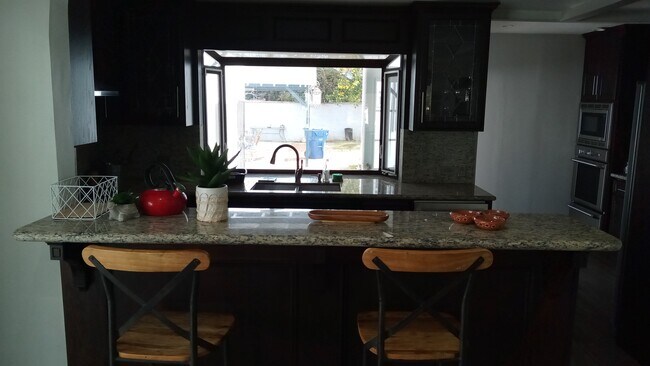 Foto del edificio - 4726 Vincent Ave