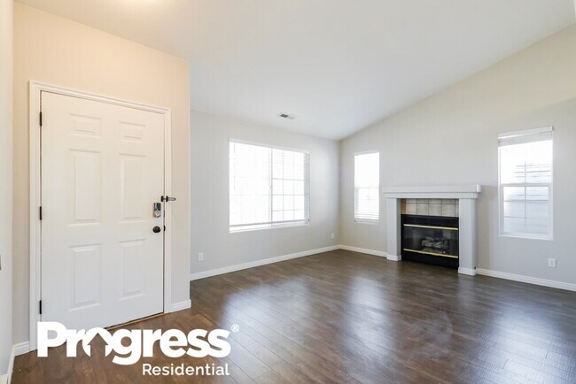 Building Photo - 5414 S 4000 W