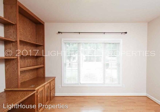 Foto del edificio - 202 Duncraig Dr