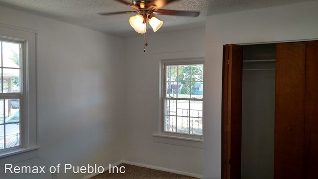 Building Photo - 3 br, 1 bath House - 1631 E. 11TH ST.