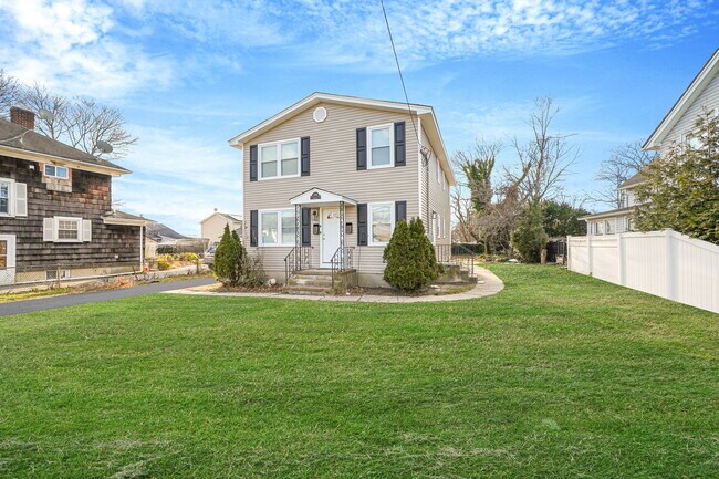 Foto del edificio - 130 5th Ave