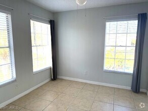 Building Photo - 124 Santa Clara Dr
