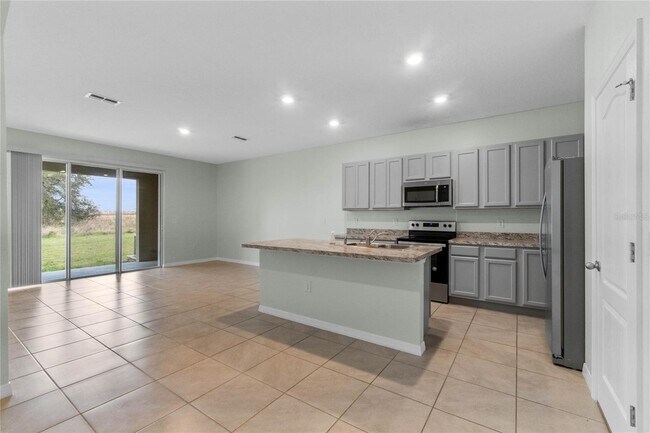 Foto del edificio - 390 Feltrim Reserve Blvd