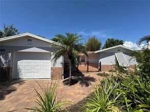 Building Photo - 1446 Strada D Oro