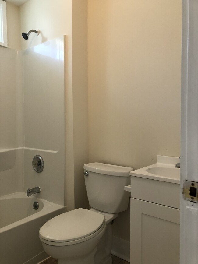 Bathroom - 374 Bishop Ave