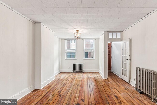 Building Photo - 1826 S Alder St