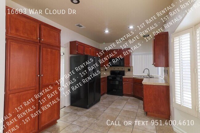 Building Photo - 4 bedroom with a overed sunroom and a supe...