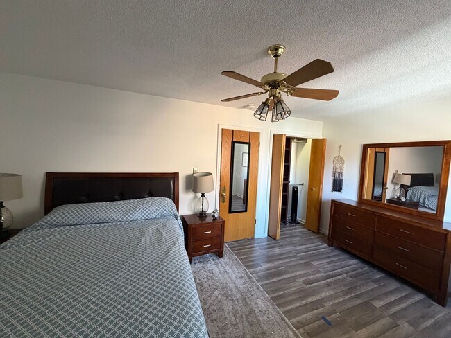 Foto del edificio - ***PRICE IMPROVEMENT*** - Furnished 1 Bedroom Condo in Heart of Pittsfield