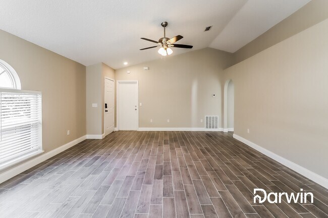 Foto del edificio - 308 Breezeway Dr