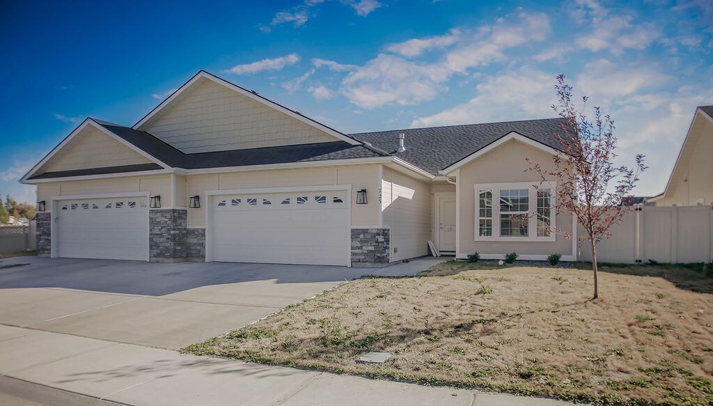 735 Shadowleaf Ave, Twin Falls, ID 83301 House Rental in Twin Falls