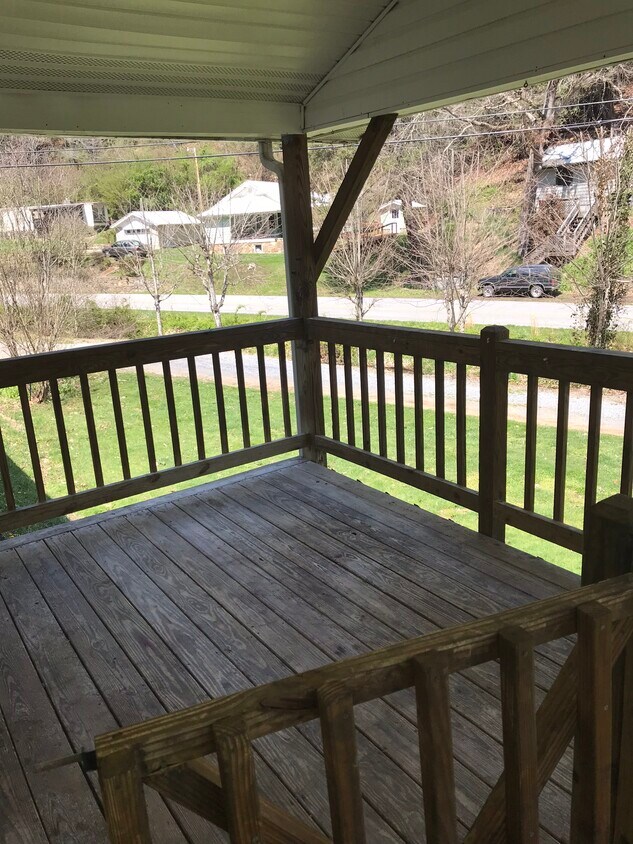 789 Cove Creek Rd, Waynesville, NC 28785 House Rental in Waynesville