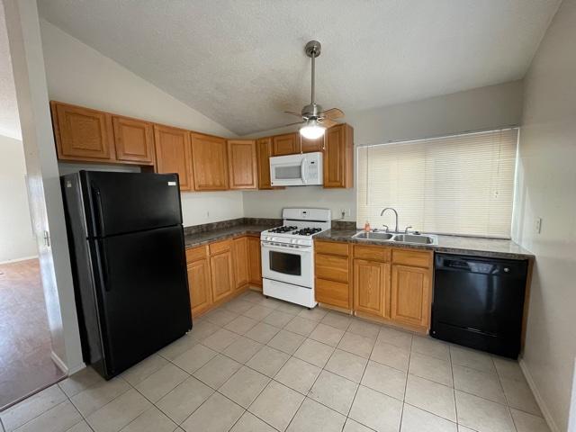 Building Photo - 3253 Green Pasture Dr