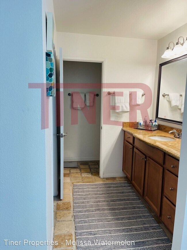 Foto del edificio - 2 br, 2 bath House - 510 Woodside Oaks #4