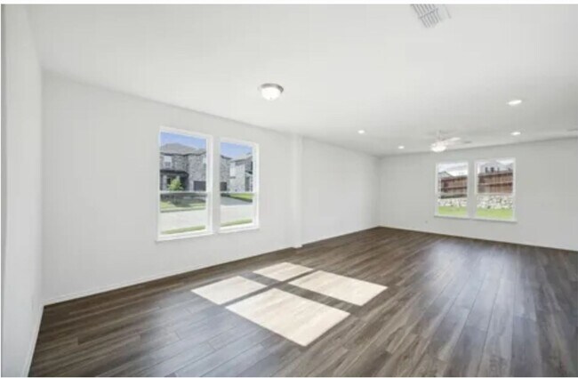 Foto del edificio - 701 Union Dr