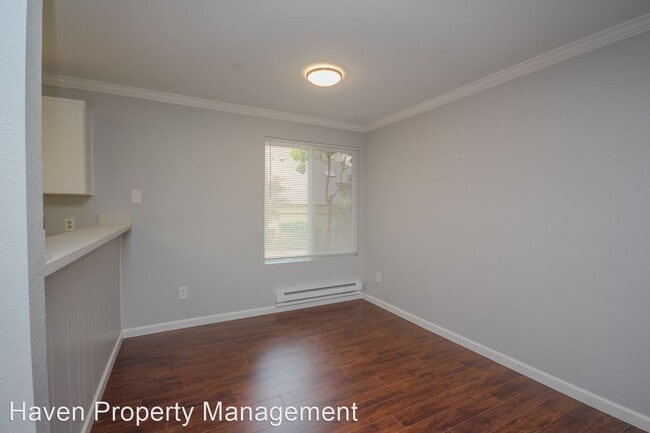 Building Photo - 2 br, 1.5 bath House - 2502 S 317th St #204