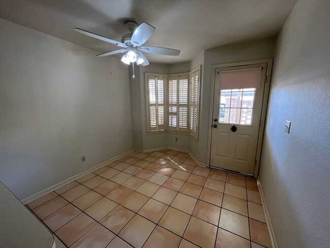 Foto del edificio - Spacious 2 Bedroom 2 Bath Condo in Alamo H...