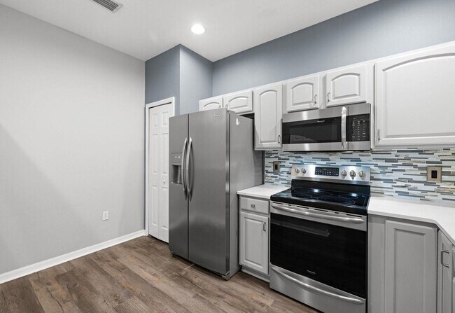 Foto del edificio - 11231 Kapok Grand Cir