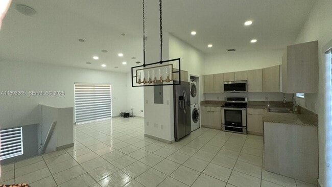 Foto del edificio - 7221 NW 174th Terrace