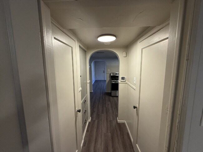 Foto del edificio - "Charming 1-Bed apartment in Provo – Cozy Living with Prime Location!"