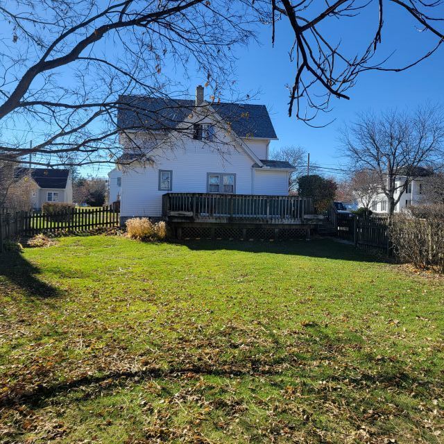 Building Photo - 211 E Main St