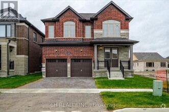 Building Photo - 337 O'Toole Cres