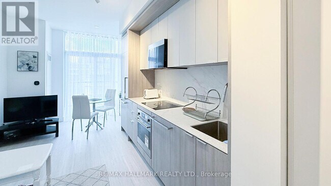 Photo du bâtiment - 6 Greenbriar Rd